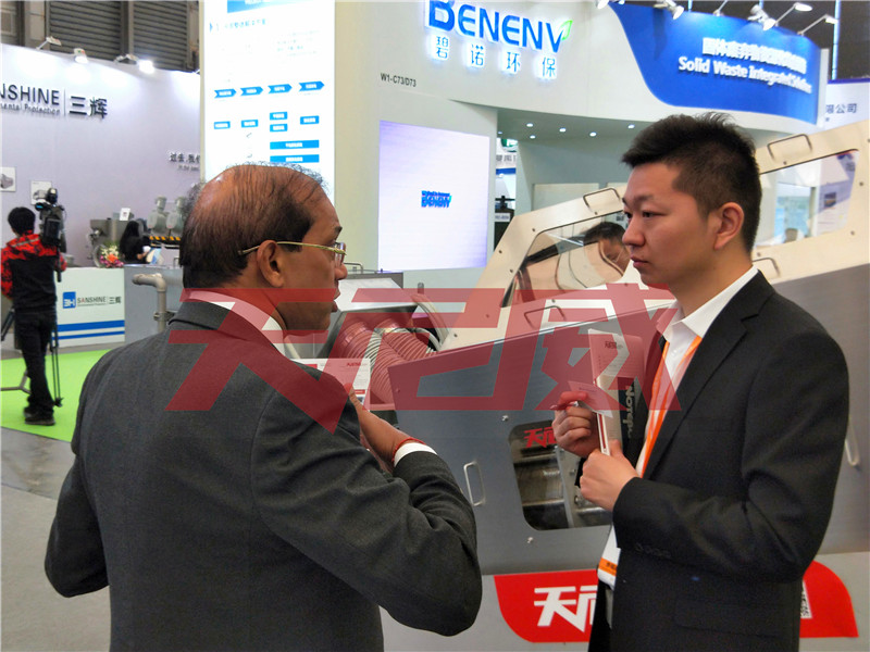 天尼威參加2019上海環博會展會現場