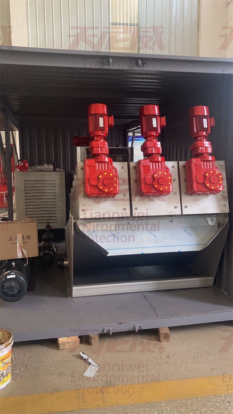 專業污泥清淤，沉淀池清淤，滲濾液清淤